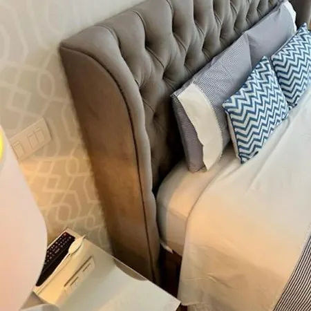 Apartment Becas House - *